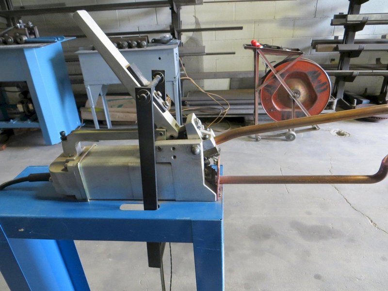 1.5 KVA Miller Portable Spot Welder Model MSW-41, 18" Arms, Foot Pedal Stand