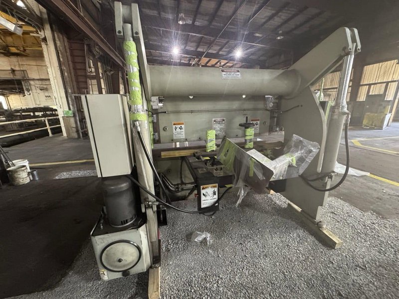 100 Ton x  8′ Accurpress 71008 Press Brake, 2003