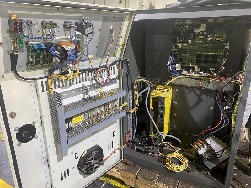 FANUC – ArcMate 100iBe w/ R-J3iC Controls PARTS ONLY