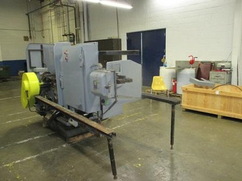 BAIRD #308 AUTOMATIC WIRE FORMER SET-UP TO MAKE U-SHAPED NAILS