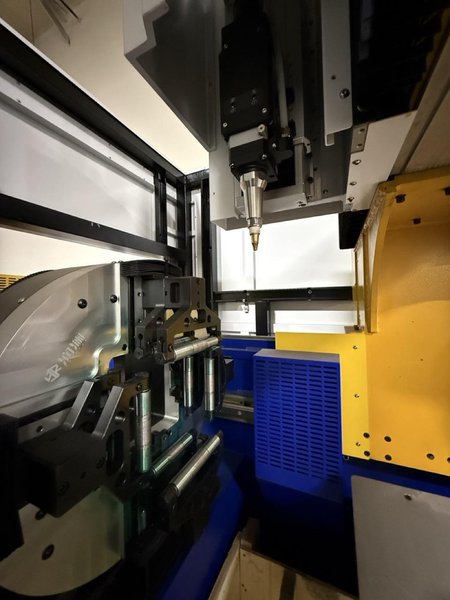 3,000 Watt MaxPhotonics EV-60T Pipe Cutting Fiber Laser, 2026 – Lightly Used , Ready to Ship!