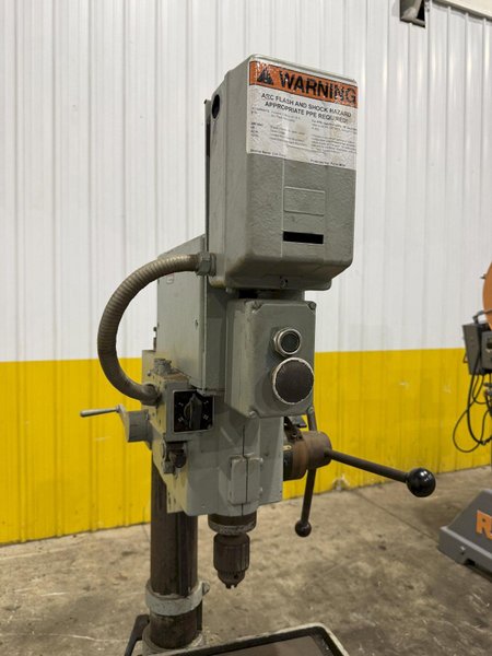 25" SOLBERGA GEARED HEAD SINGLE SPINDLE DRILL PRESS: YOBRO #25985