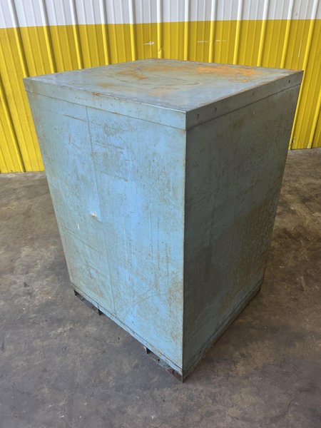9 DRAWER LYON 28&quot; X 30&quot; X 45&quot; TOOL STORAGE CABINET: STOCK #16785