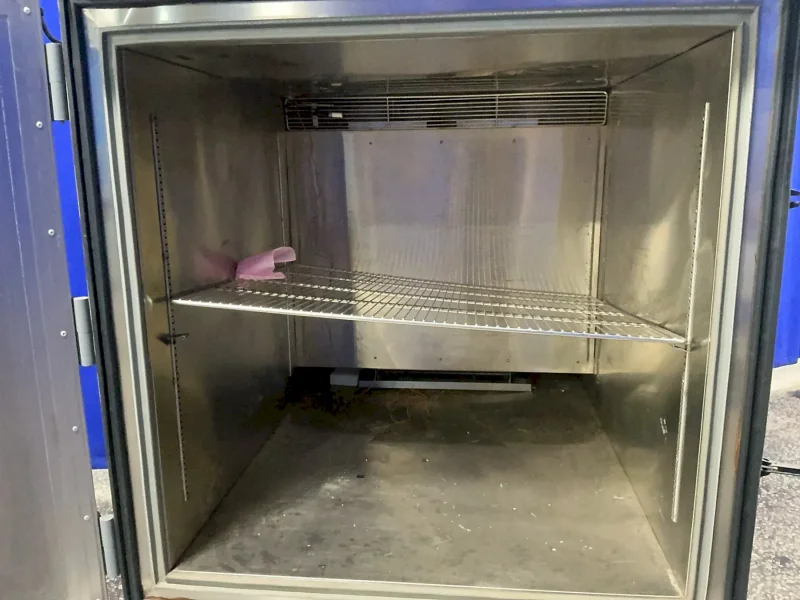 CINCINNATI SUB-ZERO PRODUCTS 38”X38”X38” CHAMBER TEMPERATURE CHAMBER  -  ZH-32-2-H/AC