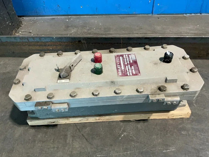 ADALET 7.5/10HP STARTER ENCLOSURE  -  XCBSAQ N4 6130