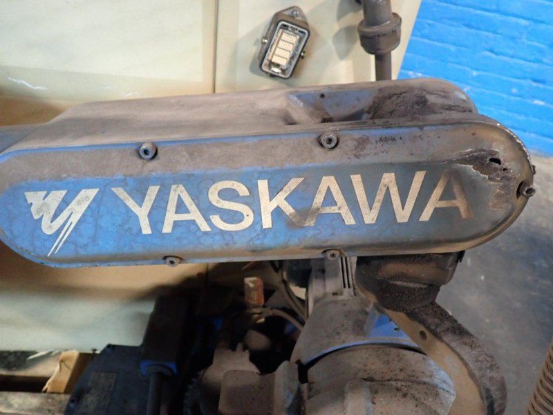 YASKAWA MOTOMAN ROBOT  -  MH6