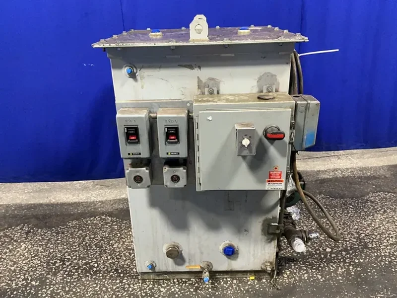 Eec  Electrical Distribution Unit  - 08-12-j-121472