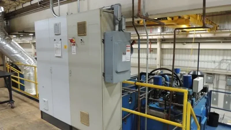 HYDRAULICO 200 TON HYD PRESS, S/N 2111, STOCK# 13933J