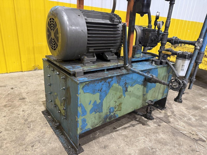 15 HP HYDRAULIC POWER UNIT INCLUDING TANK AND CHILLER : YOBRO #25414