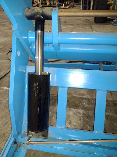 4,000 LBS X 72" X 72" LIFT PRODUCTS MODEL #LPT4W-040-36 SCISSOR LIFT TABLE: YOBRO #24987