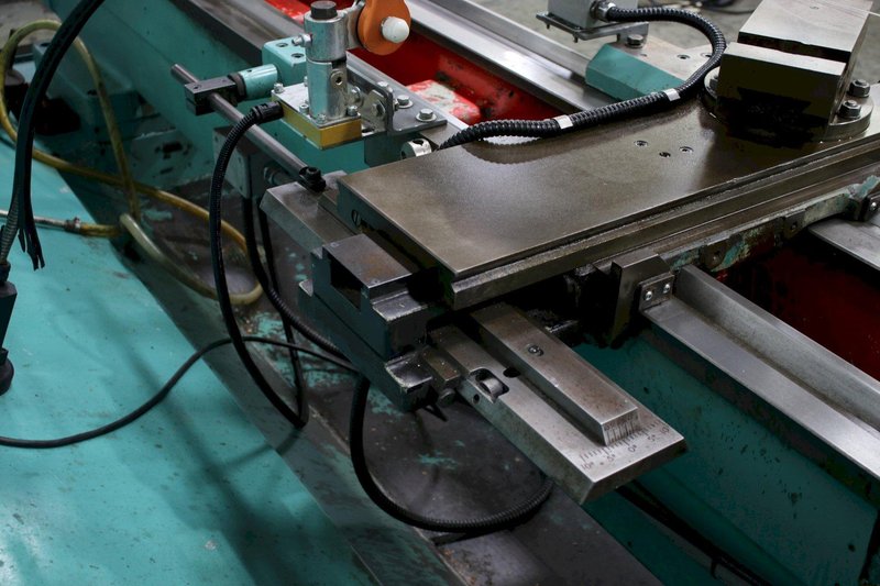 18"X 80" HARRISON MODEL #M450 GAP BED ENGINE LATHE: STOCK #75037