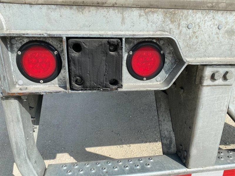 2024 Vanguard 53 x 102 5V8VC5327RM402432