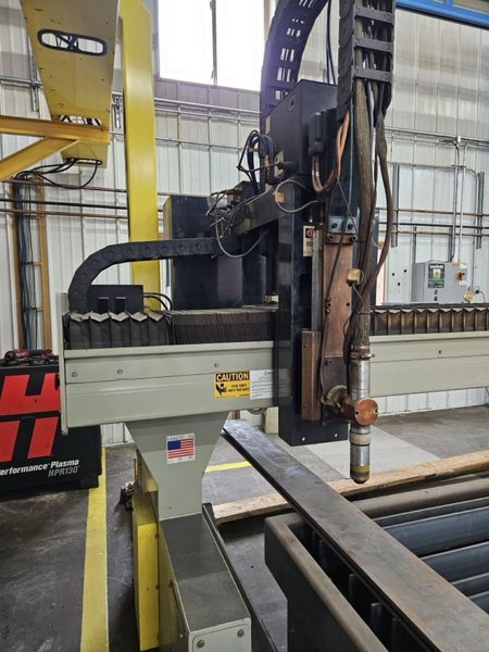 13.5′ x 16.5′ Alltra DDT HPR130 Plasma Table, 2006 – Updated Burny 10 LCD Control W/Camfil Dust Collector System