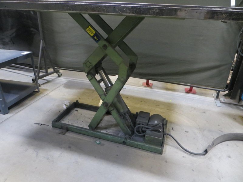 Electric Lift Table W 71&quot; X 36&quot; Table Top w 43&quot; Max Lifting Height- Auction Item
