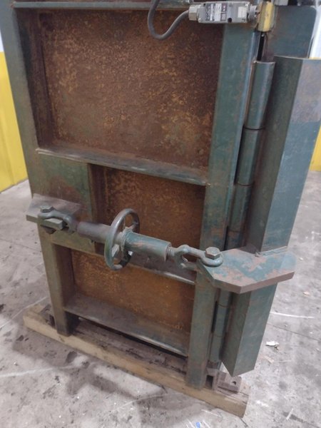 48&quot; X 48&quot; X 24&quot; EPCO VERTICAL HYDRAULIC BALER: STOCK #22919