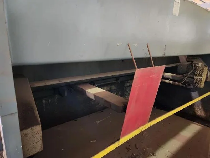 10' x 1/2" Durma Hydraulic Shear