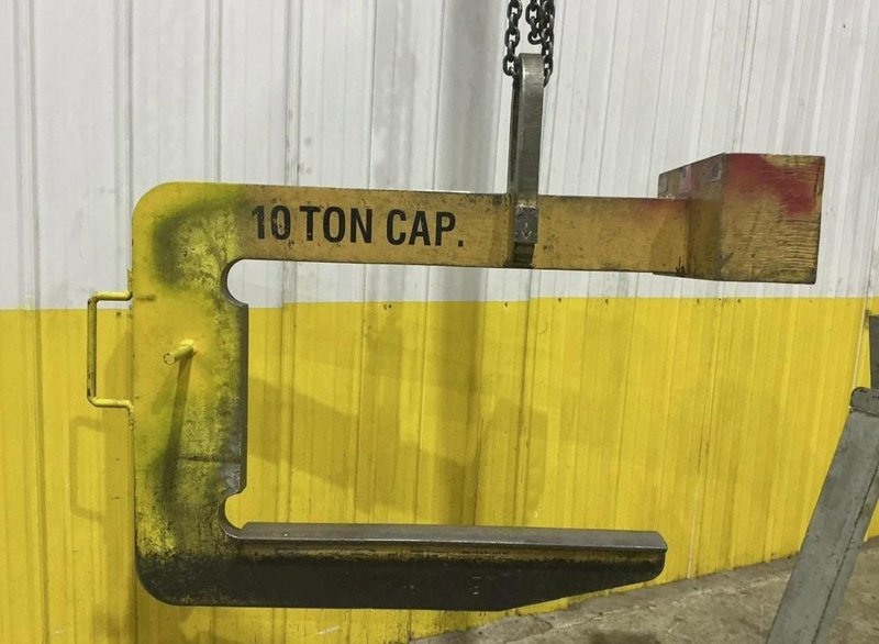 10 TON X 48" CALDWELL #82-10-48 COIL LIFT C-HOOK. STOCK # 0436226