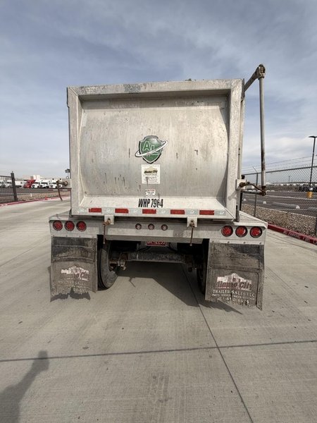 2024 Armor Lite 39′ Aluminum End Dump Trailer – Frameless – Air Ride – High Lift Gate – Lightweight Spec