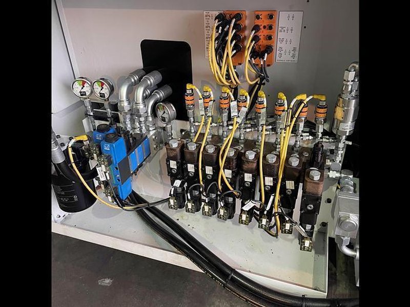 Campbell 800A 150/650/IT CNC Creep Feed Grinder, 2020 – Linear Scales (Lightly Used)