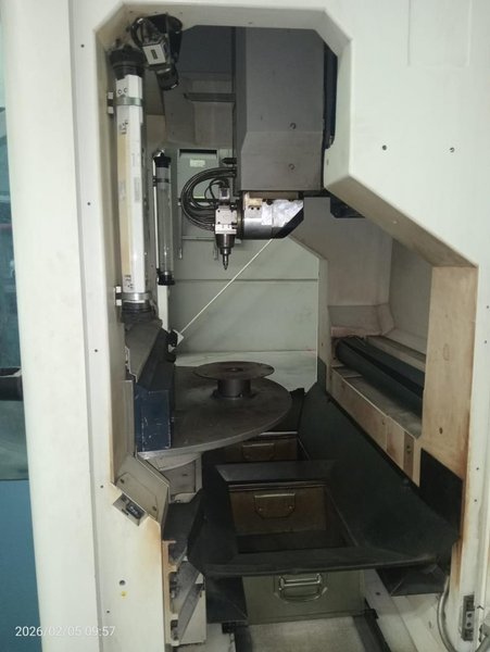 2000 Watt Trumpf TruLaser Cell 3000 3D Fiber Laser, 2017 – Rotary Table, 5-Axis, Dust Collector, 1 of 2