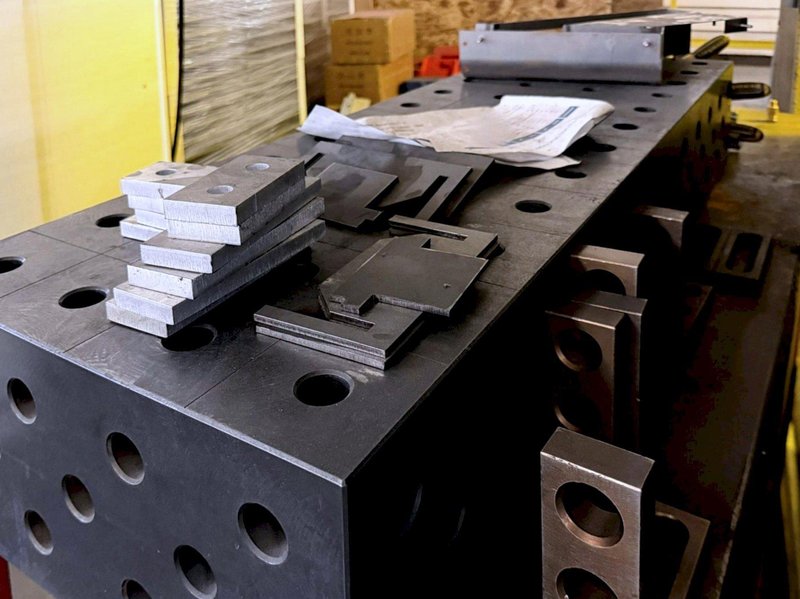 Miller PerformArc PA750S Robotic Welding Cell