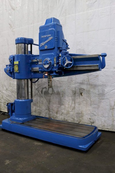 6&#039; X 15&#039; GIDDINGS &amp; LEWIS RADIAL ARM DRILL: STOCK #67605