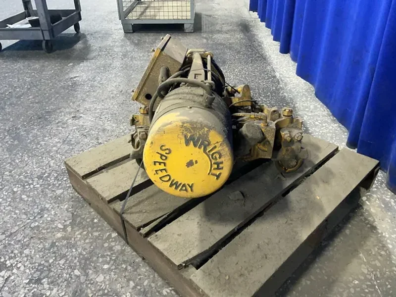 ACCO 1000 LBS HOIST  -  H4234P