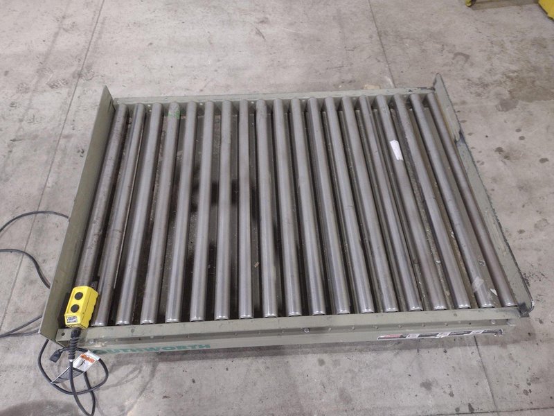 3800 LBS X 60" X 42" SOUTHWORTH MODEL #LS4-36 HYDRAULIC SCISSOR LIFT TABLE WITH ROLLER TOP, 110 VOLT: STOCK #20886