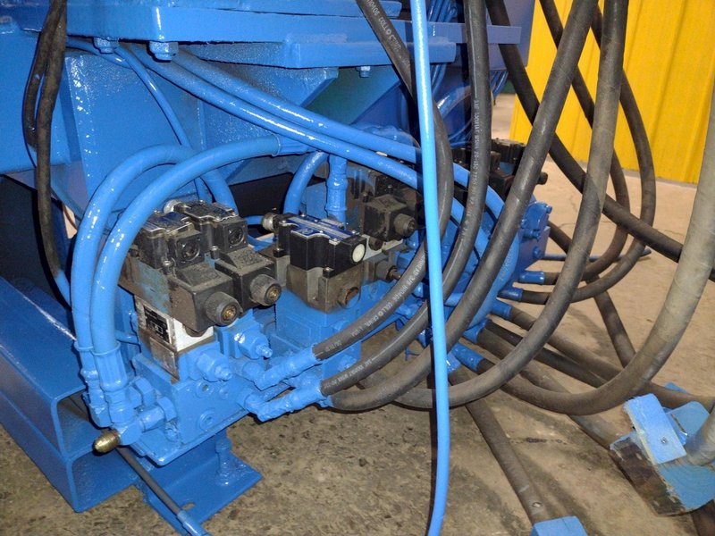 6&quot; x 6&quot; ANGLE - CONTROLLED AUTOMATION FABRILINE AUTOMATIC PUNCH AND SHEAR ANGLE LINE: STOCK #16465