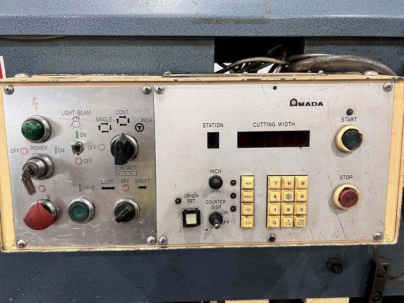 10&#039; x 3/16&quot; AMADA MODEL #M-3045 MECHANICAL POWERED SQUARING SHEAR: STOCK #21850