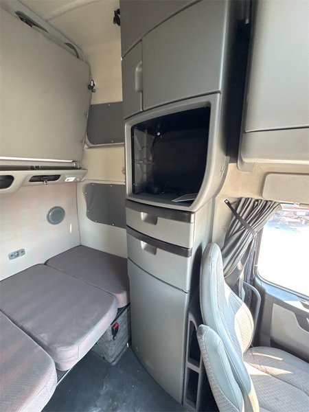 2024 Volvo VNL64T860 4V4NC9EH6RN656675