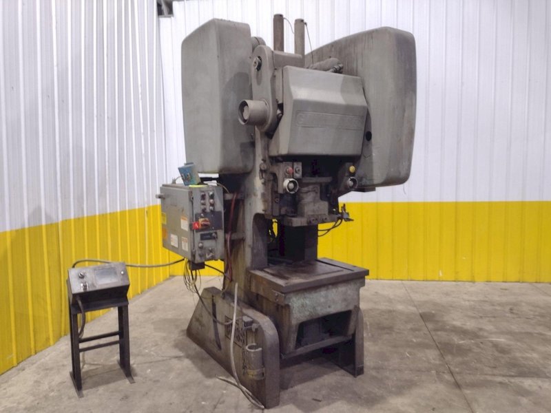 60 TON BLISS MODEL #C60 OBI STAMPING PRESS 4" STROKE: YOBRO #24295