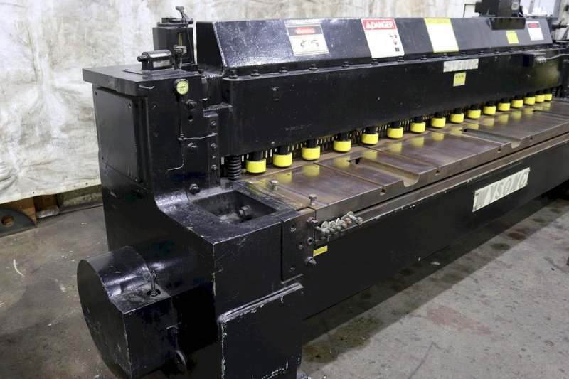 10' X 3/16" WYSONG POWER SQUARING SHEAR: STOCK #73469