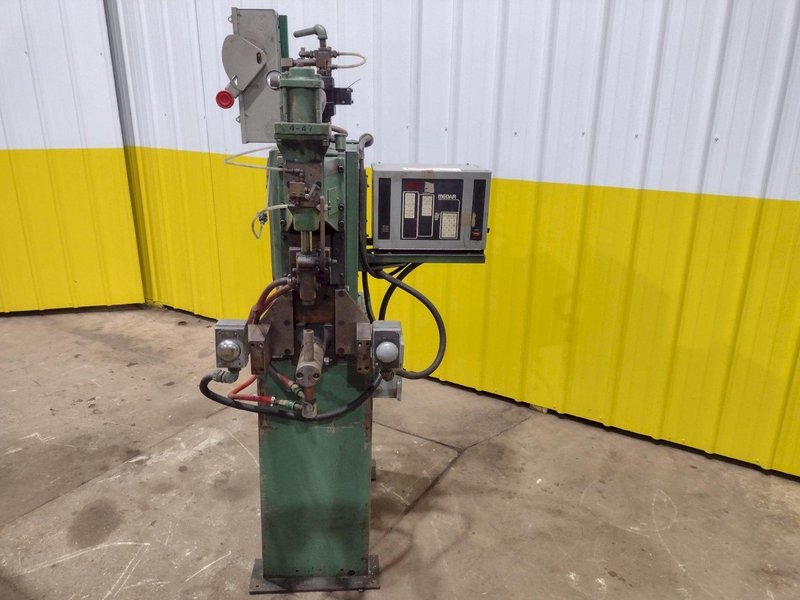 30 KVA X 8&quot; TAYLOR WINFIELD AIR OPERATED SPOT WELDER: STOCK #20249
