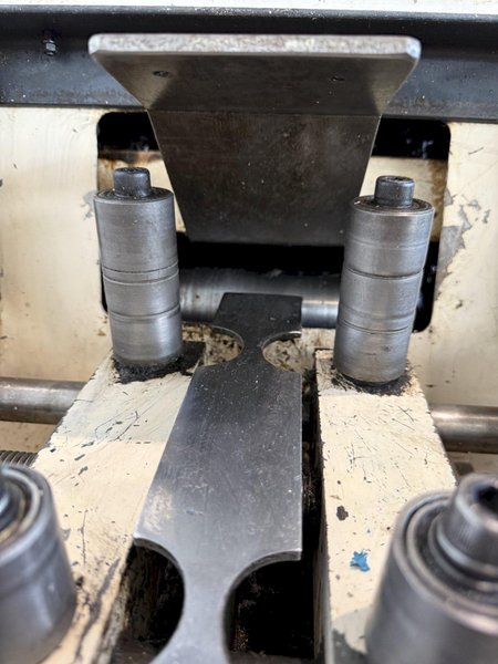 1,100 Lb. x 6&quot; x .05&quot; AIDA SERVO FEEDLINE W/ DUAL UNCOILER. STOCK # 0130225.