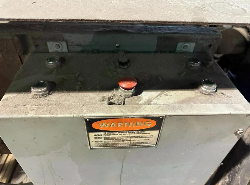 8' X 1/4" BERTSCH 3-ROLL PINCH PLATE BENDING MACHINE. STOCK # 0537426