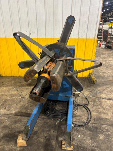 2,500 LBS LITTELL MODEL #60 MOTORIZED UNCOILER COIL REEL: YOBRO #24497