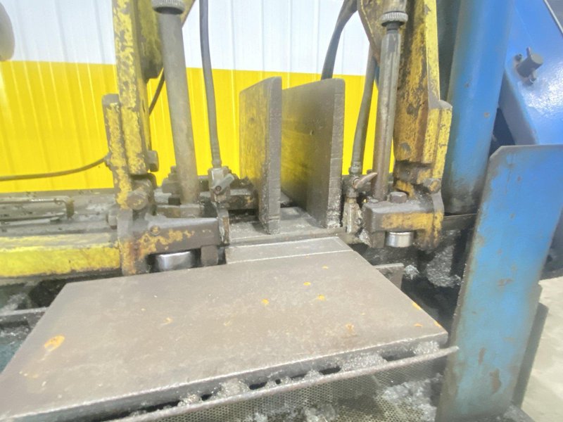 15" X 17" WF WELLS MODEL #F-15 TWIN POST HORIZONTAL BANDSAW: STOCK #21090