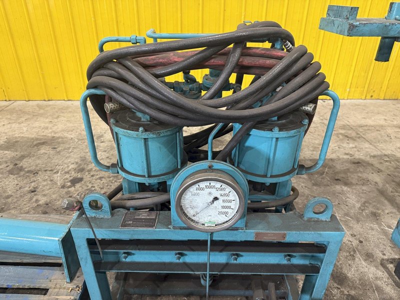 500 TON DRILL QUIP HORIZONTAL HYDRAULIC WHEEL PRESS WITH VICKERS HYDRAULIC UNIT: STOCK #23422