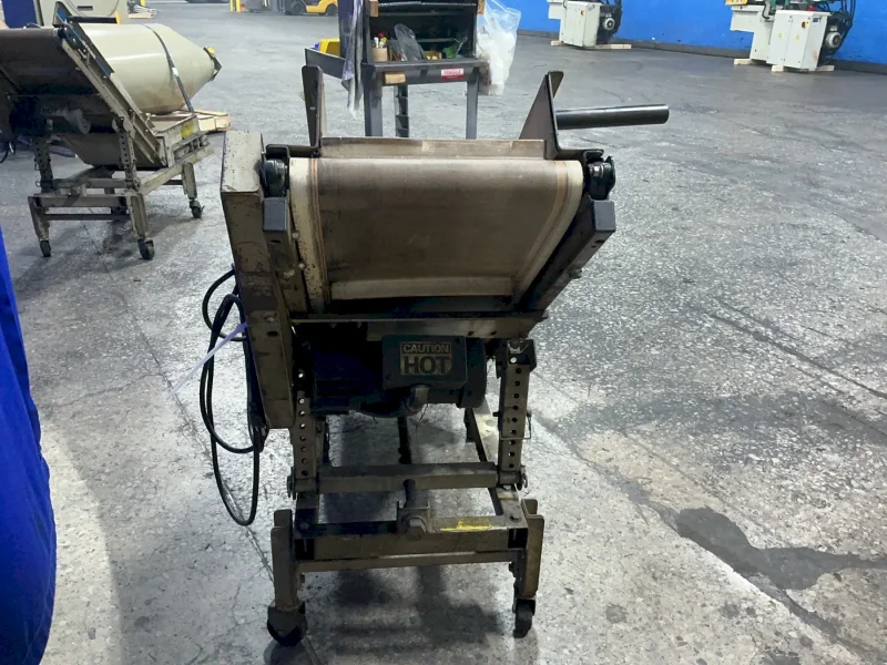 EMI CORP. 10” INCLINE CONVEYOR  -  TLK-12-2-3-20
