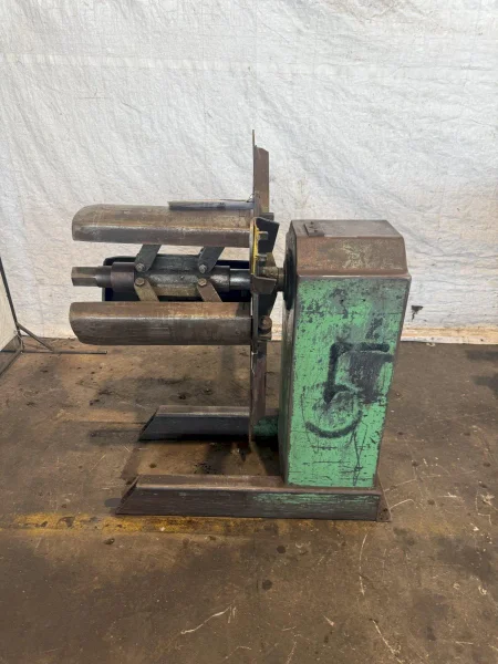 1,000 LB X 12" AMERICAN MODEL #60 PULL OFF COIL REEL UNCOILER : YOBRO #23925