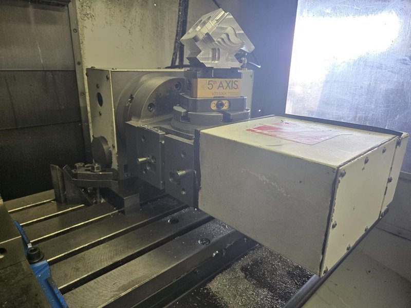 Haas VF3B UMC, 2002 – TRT210 5th Axis