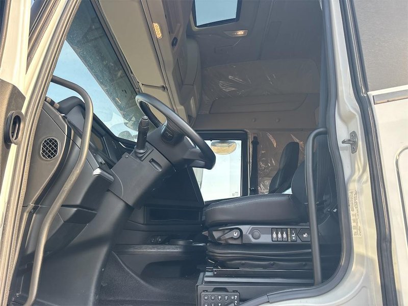 2022 Nikola Trebev 1N9APB1A0N2393013