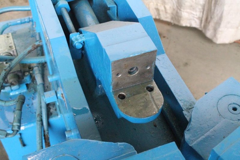 3' AMERICAN MACHINE MODEL #ET2000 TUBE BENDER: STOCK #51188