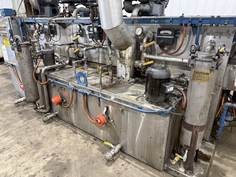 24" WIDE x 8" HIGH CAE RANSOHOFF 4-STAGE STAINLESS STEEL BELT CONVEYOR PARTS WASHER, WITH RUST INHIBITOR APPLICATION: YOBRO #25378