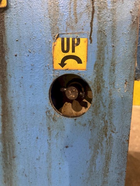 24” X .090” DALLAS MODEL #DRFES-424 MOTORIZED COIL STRAIGHTENER: YOBRO #24881