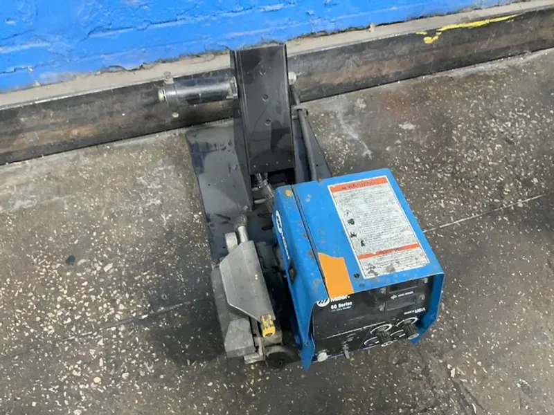 MILLER 10 AMPS WIRE FEEDER   -  S-64
