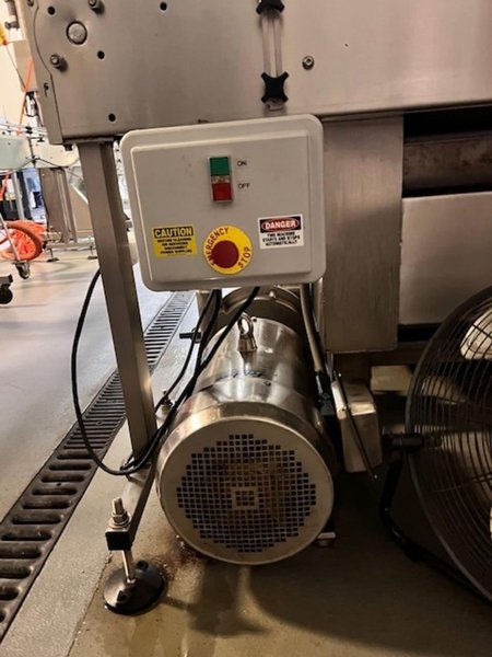 Stainless Steel Spray Tunnel Chiller – 20′ Beverage Cooling Line for Bottles/Cans