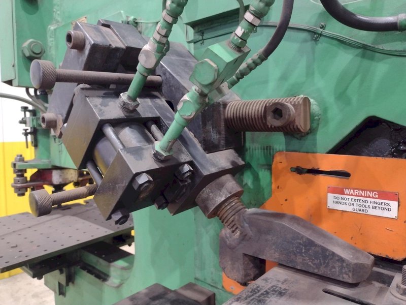 105 TON HILL ACME MODEL #6A HYDRAULIC IRONWORKER W/ CLAMPING: STOCK #22832