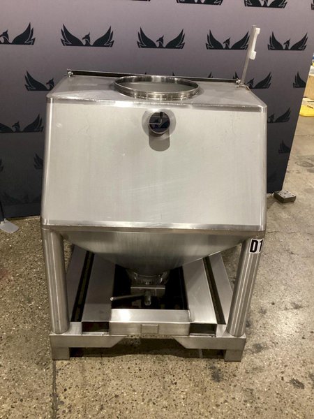 G2MH STAINLESS STEEL IBC BIN 304 CONE HOPPER SANITARY USED